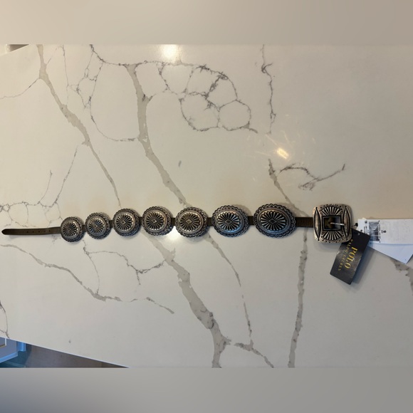 Polo Ralph Lauren Western Distressed Leather Metal Accent Belt Olive Small NWT - Picture 4 of 11